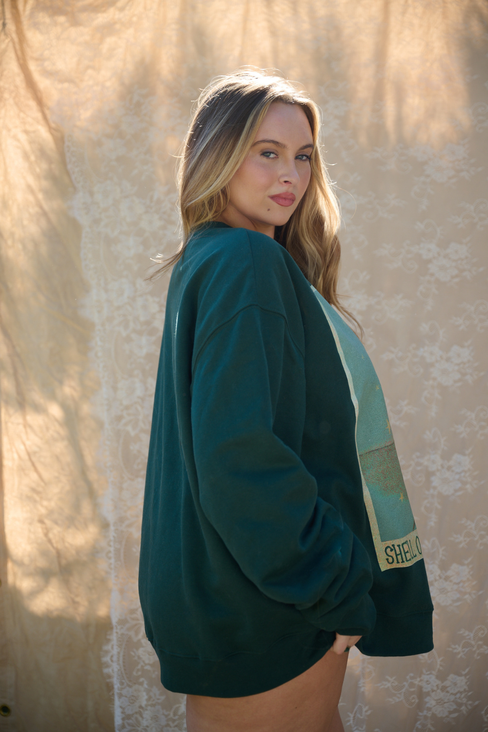 Shell of Venus Crewneck